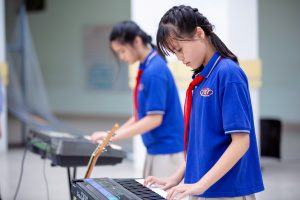 Trẻ Biết Đọc Sớm Nếu Được Ba Mẹ Dạy Đàn Piano Từ Nhỏ