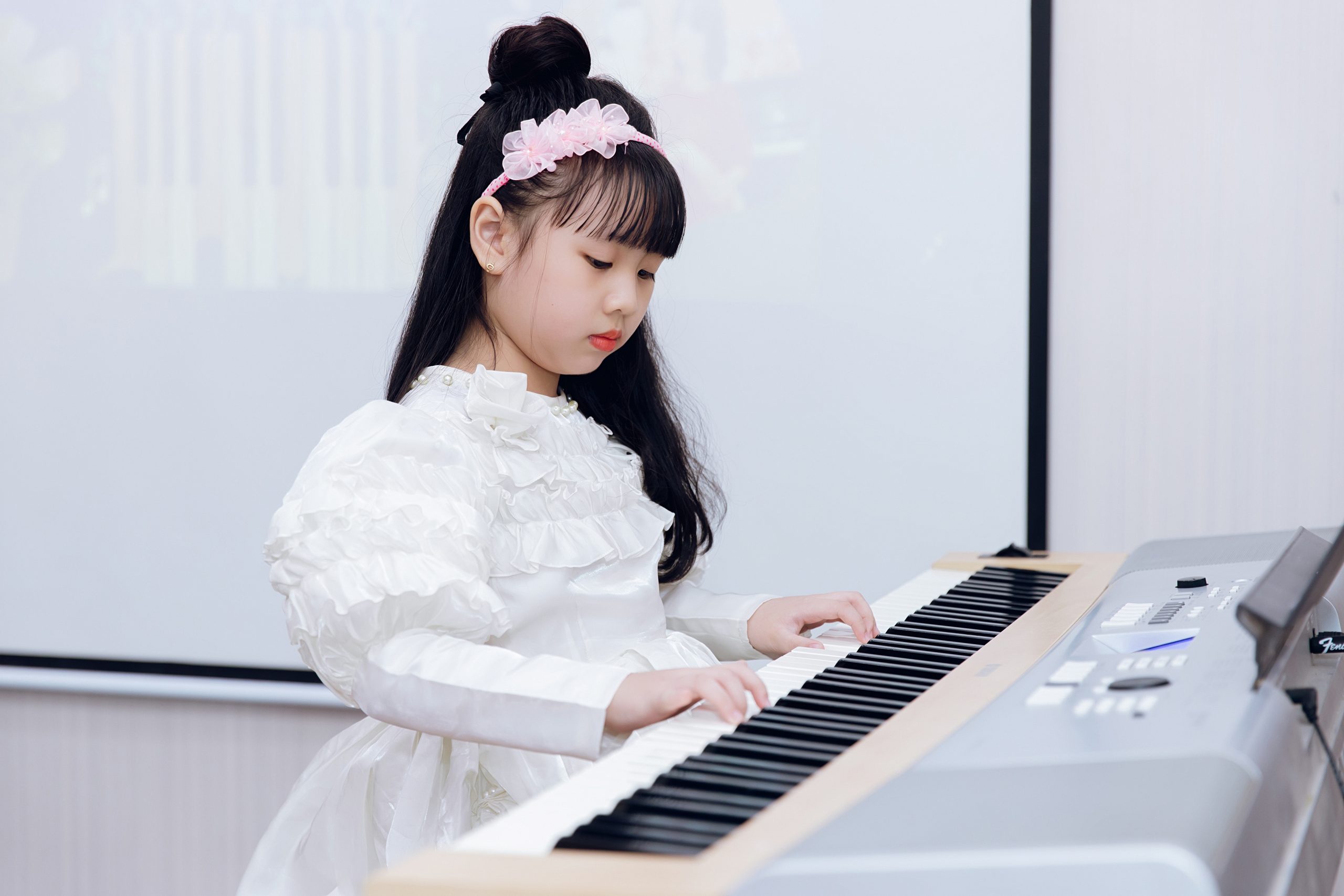 HỌC VIÊN ANH THƯ 7 TUỔI