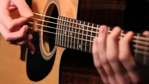 CÁCH LUYỆN GUITAR FINGERSTYLE CƠ BẢN – BẮT ĐẦU TỪ NHỮNG NỐT RIÊNG BIỆT
