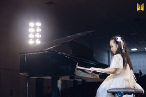 Nông Thùy Dương – Gia đình nhỏ hạnh phúc to